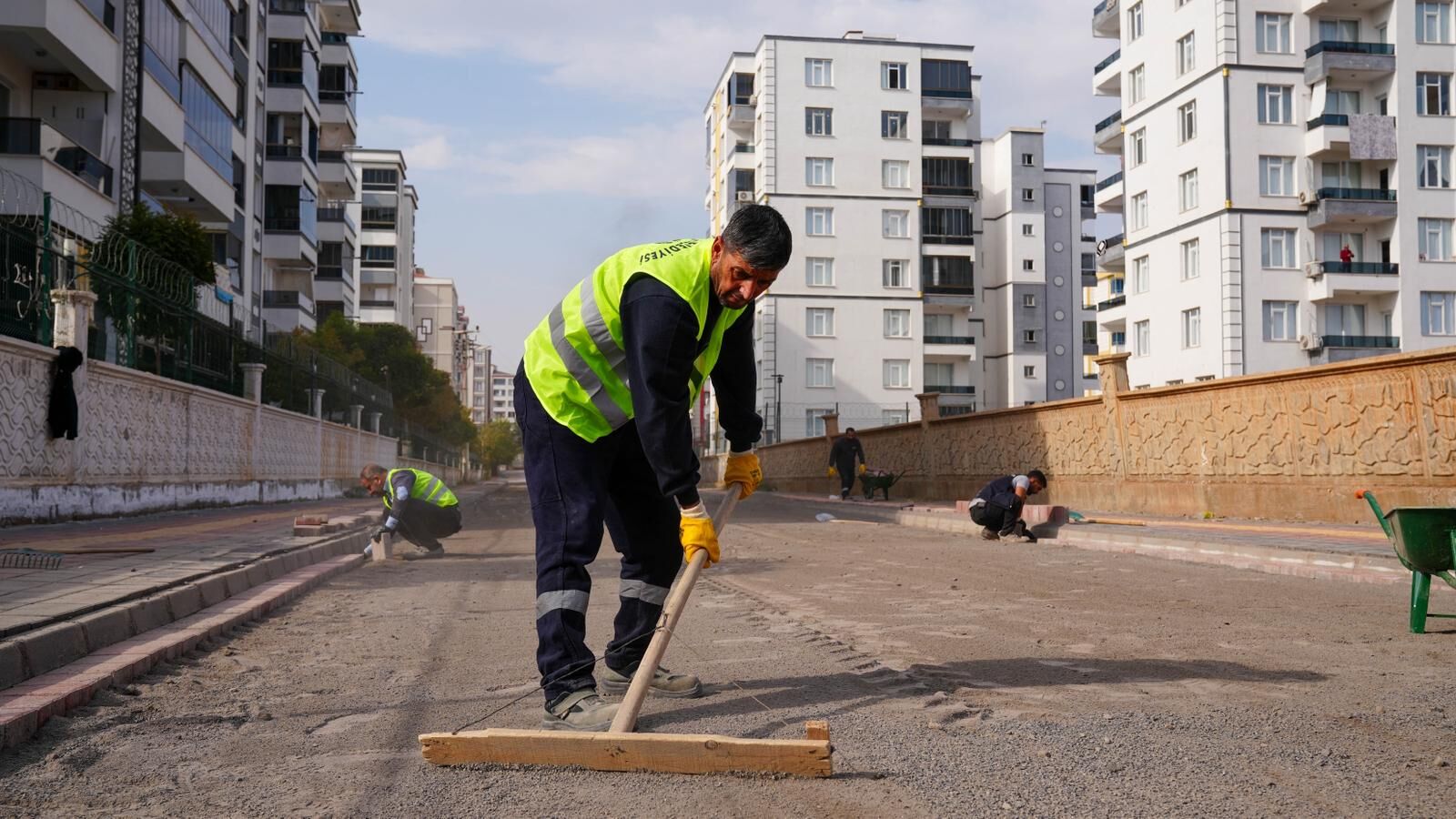 Bağlar Belediyesi’nden Vatandaş Odaklı Yol Düzenleme Çalışması (5)