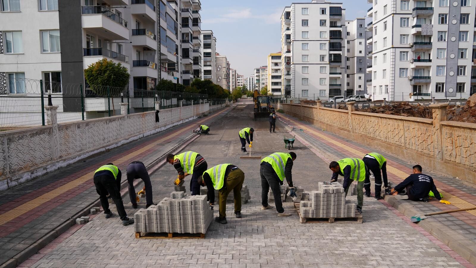 Bağlar Belediyesi’nden Vatandaş Odaklı Yol Düzenleme Çalışması (7)