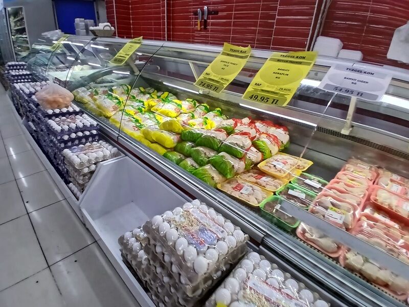 Beyaz Düştü