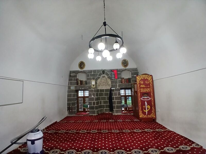 Saltuk Camii