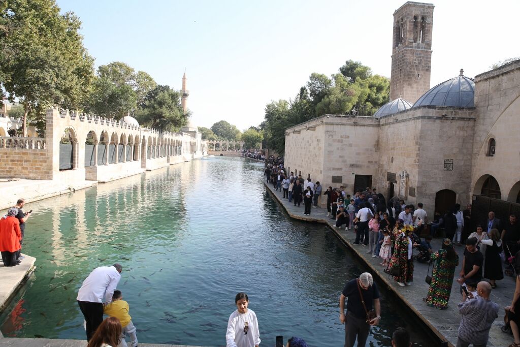Tarihin Kalbinde Tatil Coşkusu Şanlıurfa’da Unutulmaz Manzara (3) 1024X683