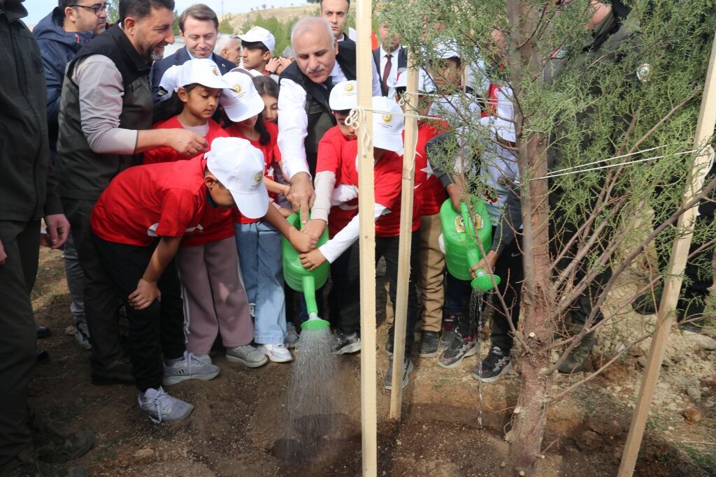 Üç Ilde Aynı Anda Ağaçlandırma Seferberliği Başladı (1) 1024X683
