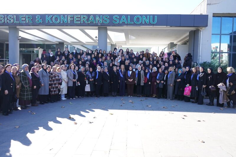 Ak Parti Kadın.