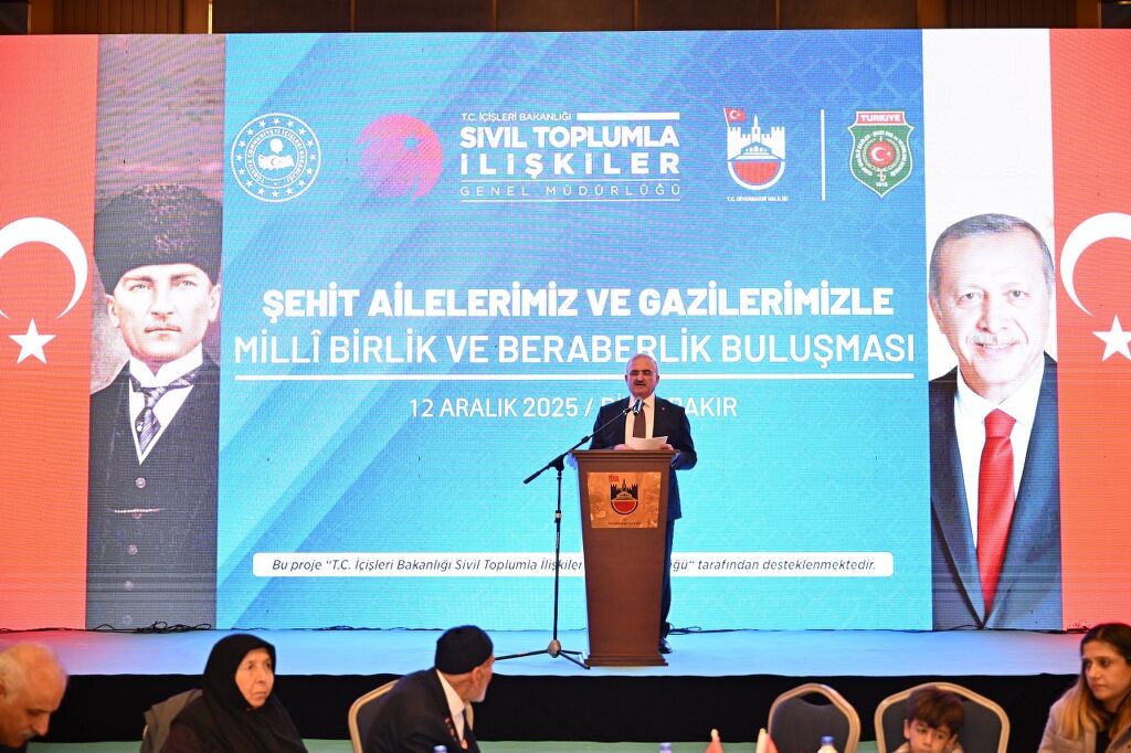 Diyarbakır’da Birlik Mesajı Veren Güçlü Buluşma (3) 1024X682