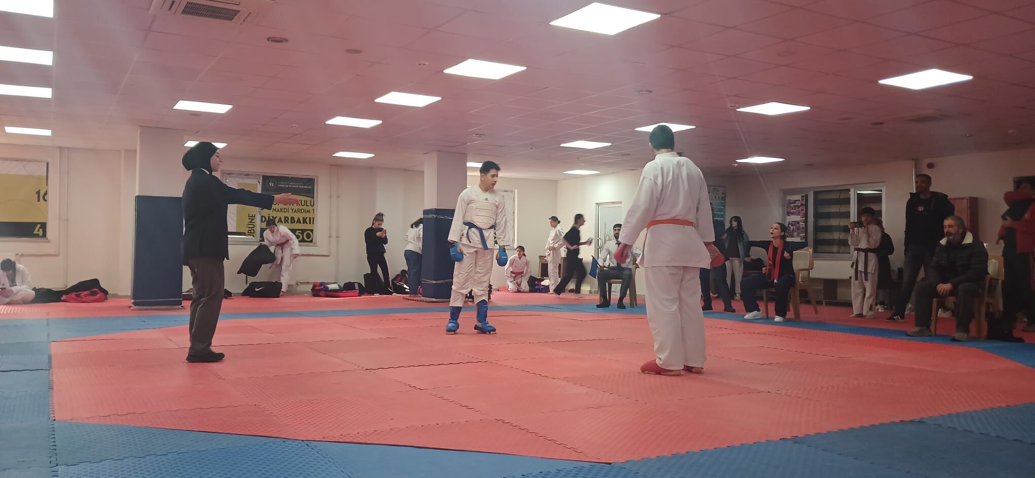 Diyarbakır’da Okullararası Gençler Karate Il Seçmeleri Tamamlandı (3)