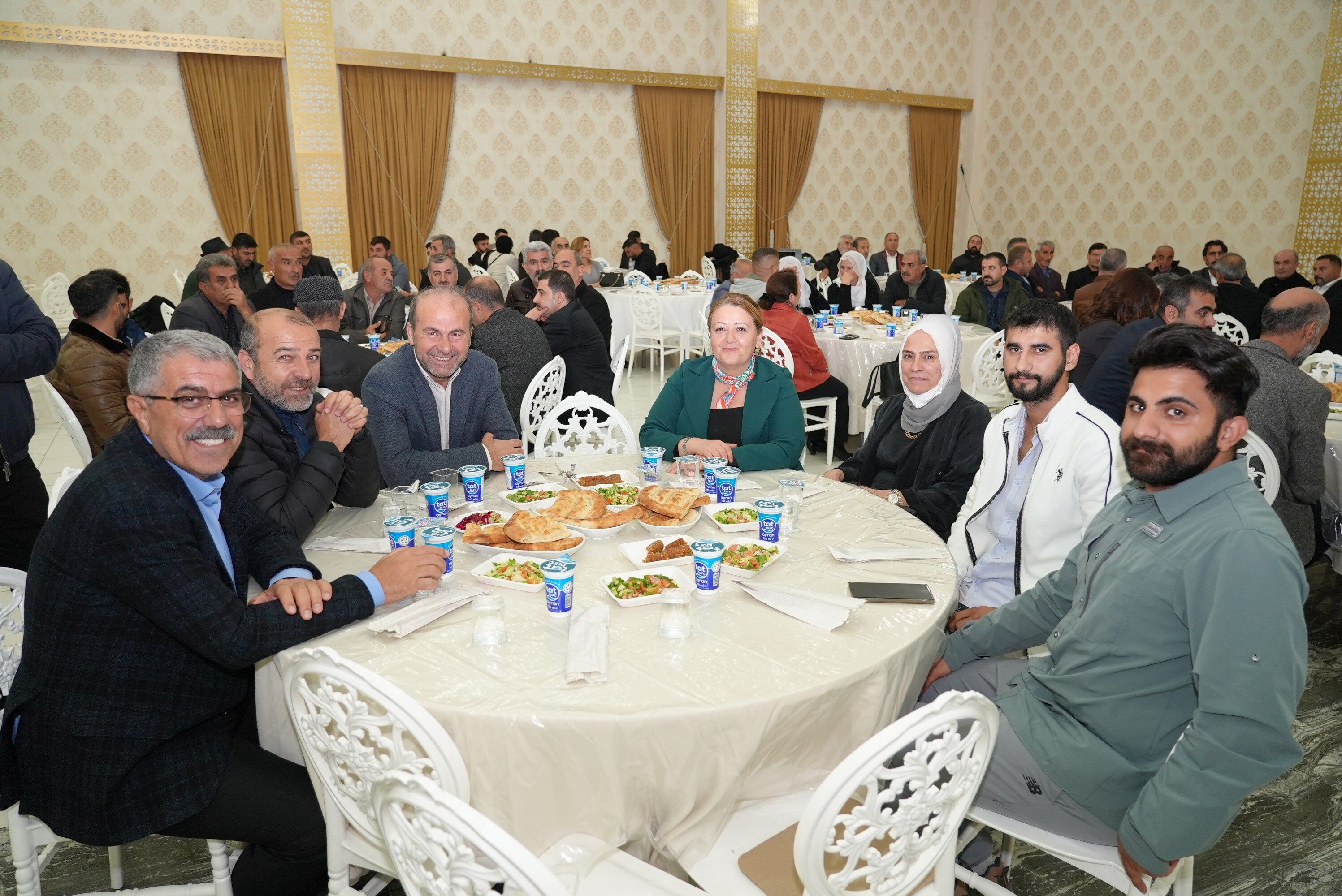 Diyarbakır’daki Dayanışma Buluşması Geniş Katılımla Gerçekleşti (2)