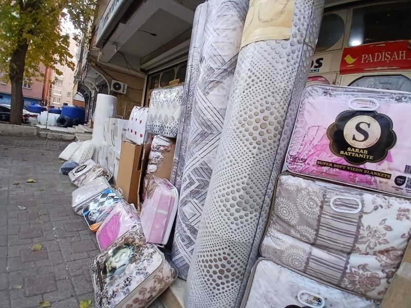 Ev Tekstili Kan Ağlıyor