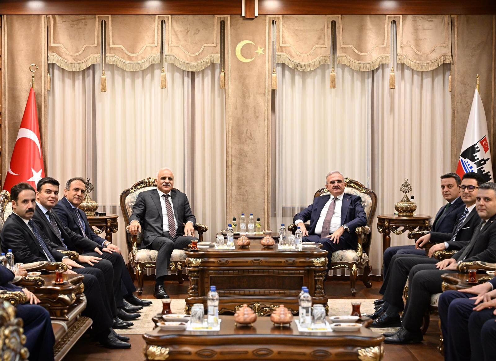 İçişleri Bakan Yardımcısı Karaloğlu, Diyarbakır Valiliğini Ziyaret Etti (1)-1