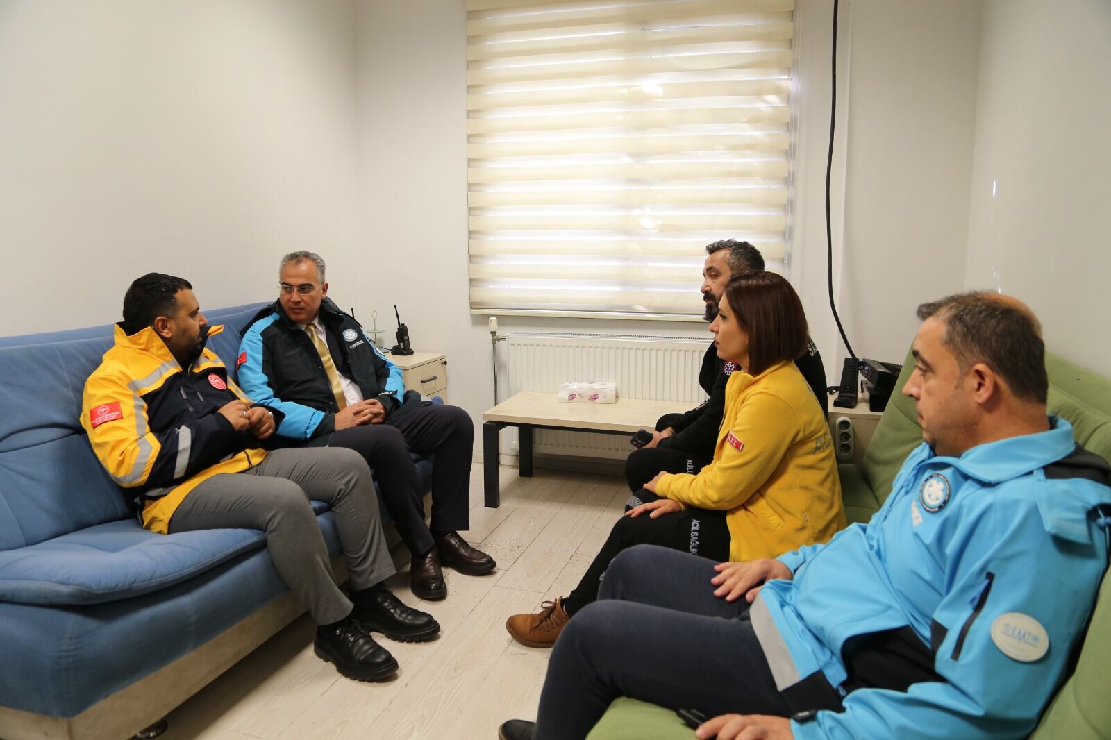 İl Sağlık Müdürü Asiltürk 112 Çağrı Masasında Göreve Katıldı (2)