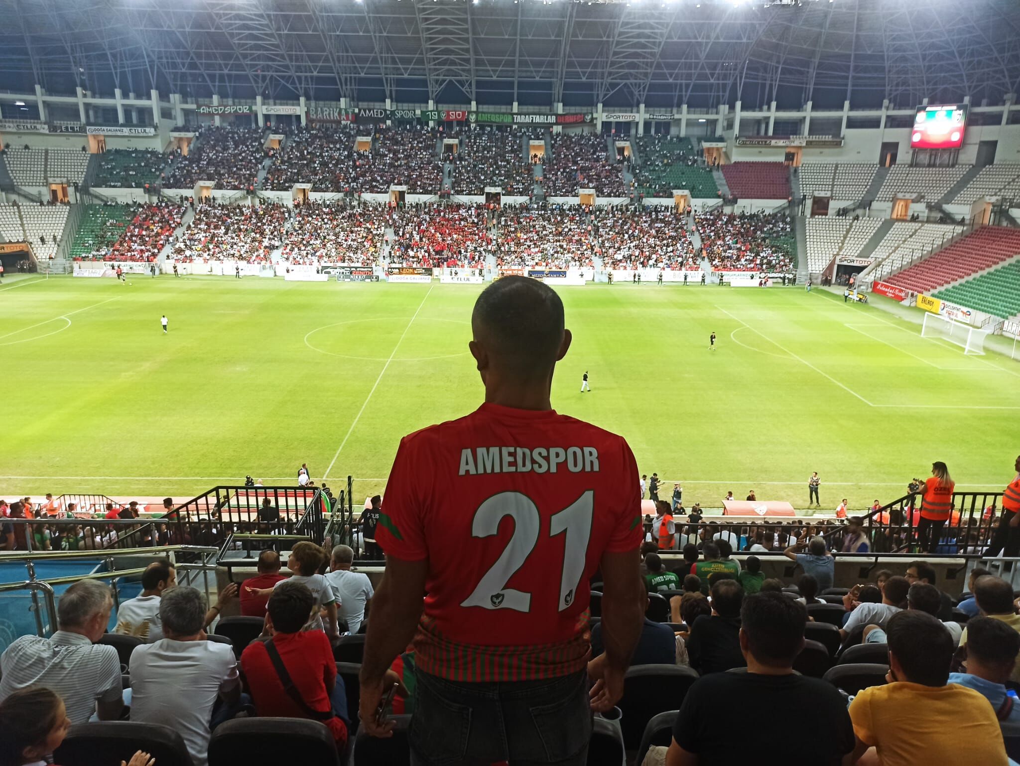 Taraftar Amedspor-1