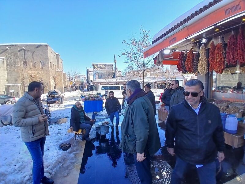 Sezgin Tanrıkulu Çarşıda