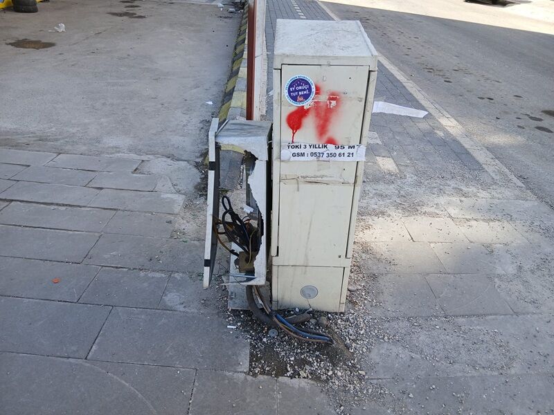 Elektri̇k Panosu 3