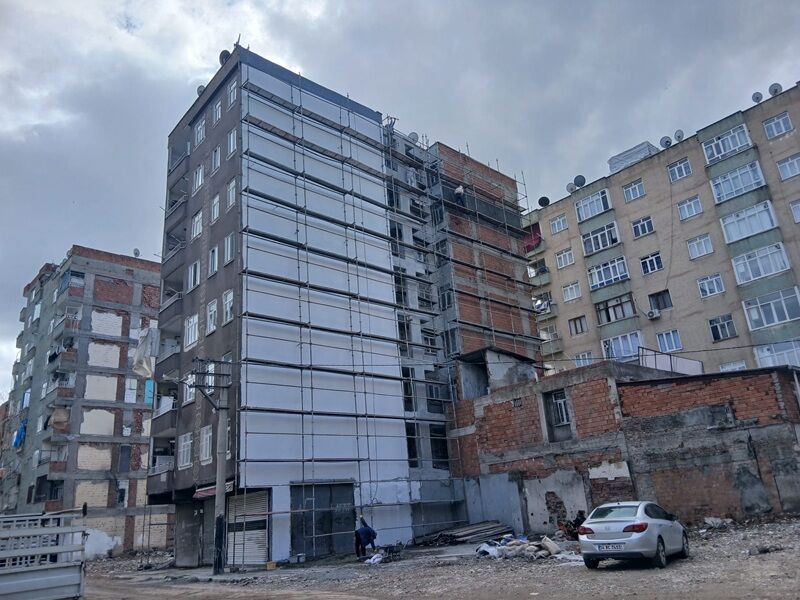 Bina Onarım Başladı