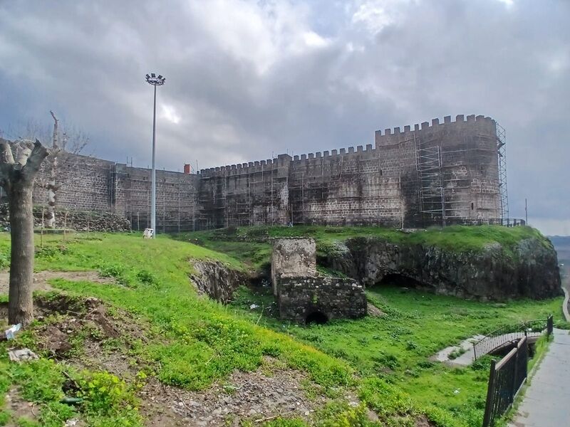 Keçi Burcu Tamamlanmayı Bekliyor