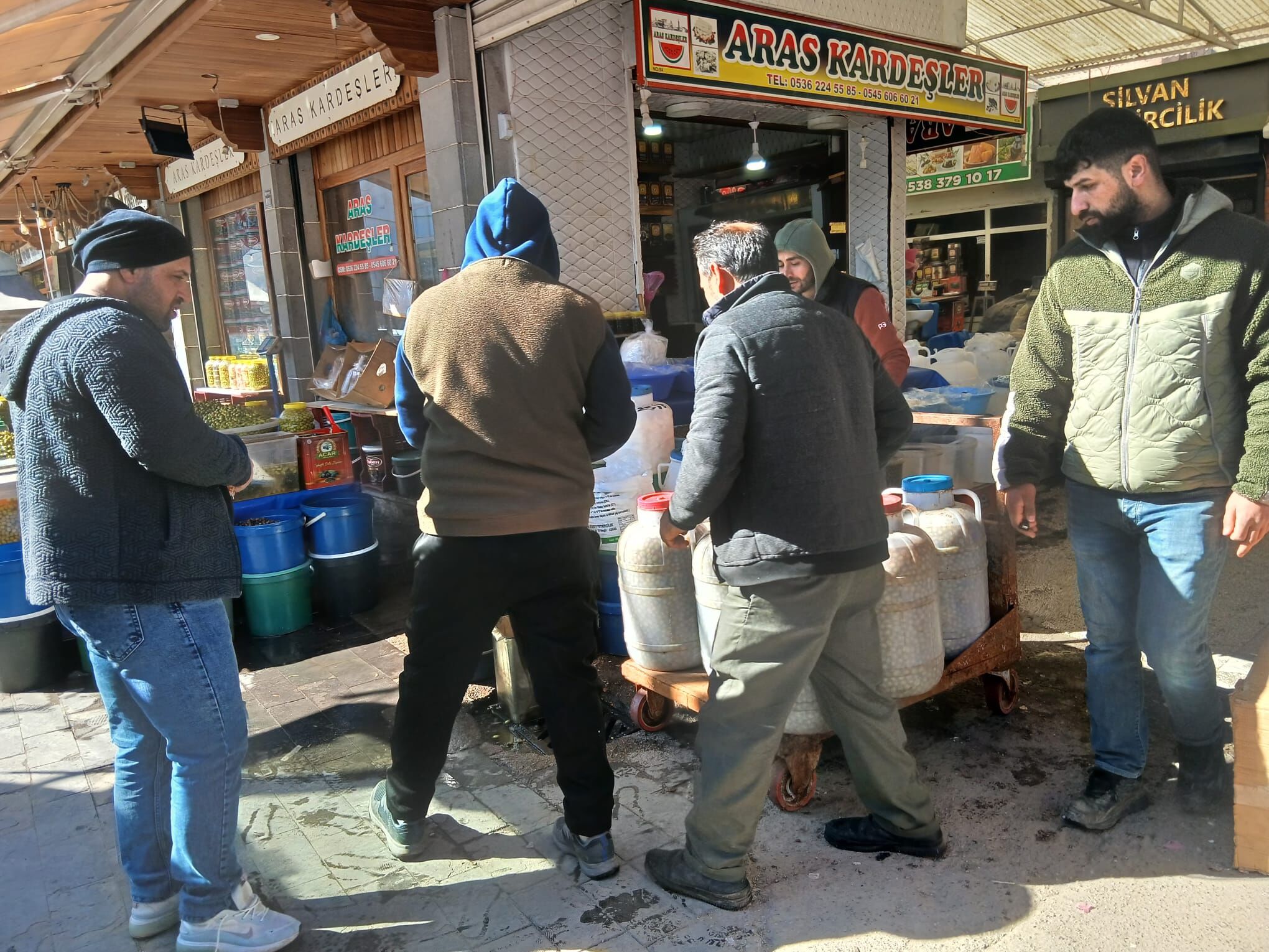 Ramazanda Katlanan Yeşil Zeytin Satışı Yüz Güldürdü (2)