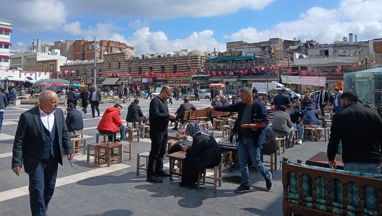 Diyarbakırda Emekliler-1