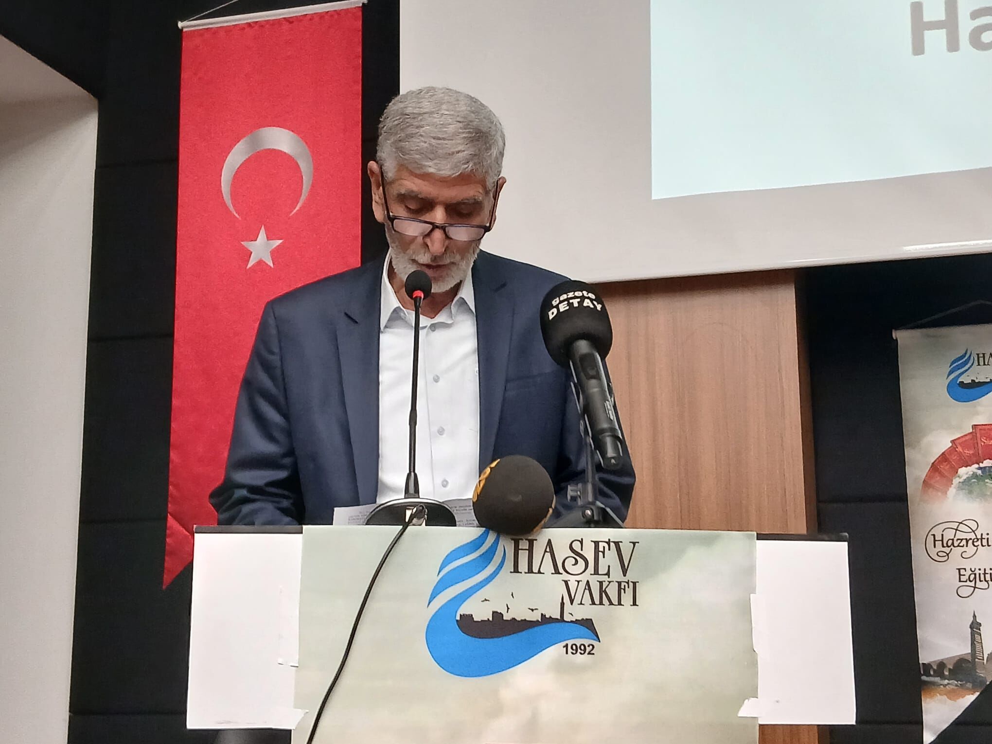 Geleneksel Kitap Okuma Yarismasi (1)