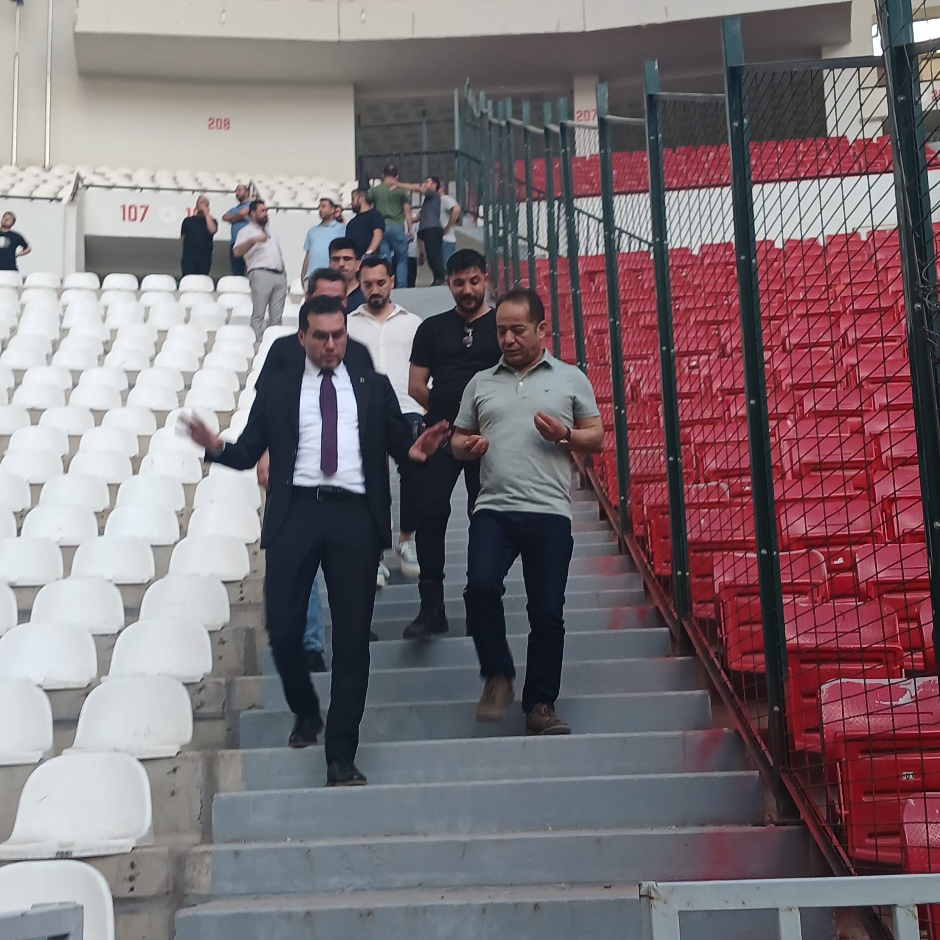 Diyarbakir Stadyum Inceleme (1)