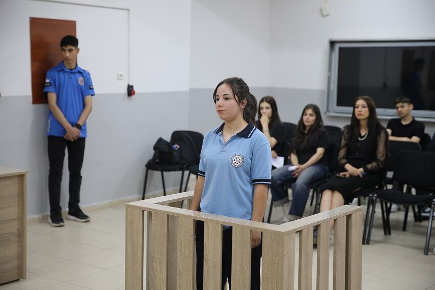 Durusma Salonu Sinif (2)