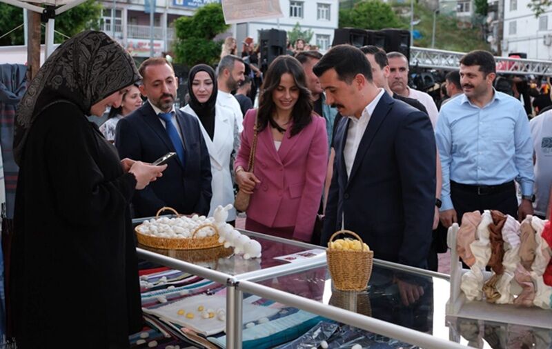 Kulp Yılsonu Sergisi