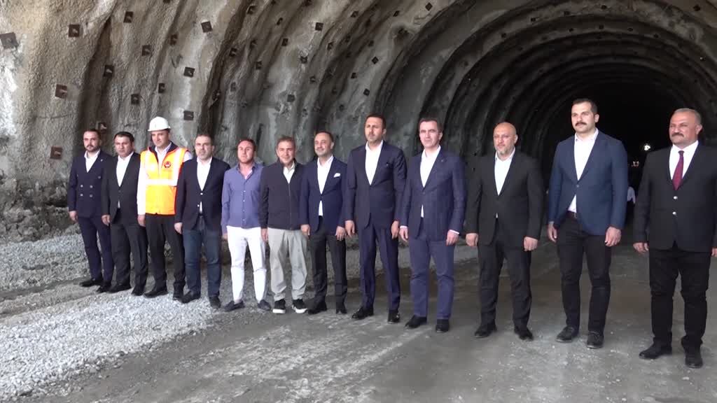 Bitlis'te Tatvan Çevre Yolu Çalışmaları Sürüyor: Hedef 2027
