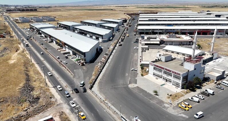 Diyarbakır 4.Oto Sanayi Sitesi Çalışanlarından Ulaşım Çağrısı: