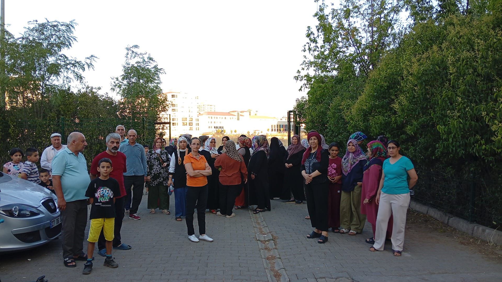 Diyarbakır'da Üçkuyular TOKİ'de Yönetim Tartışması: Site Sakinleri Şeffaflık İstiyor