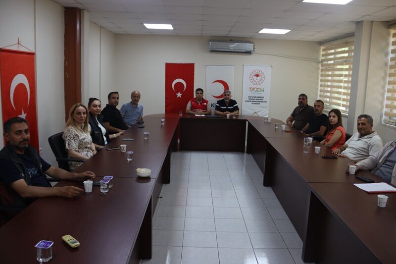 Kızılay Bağcılığa Destek