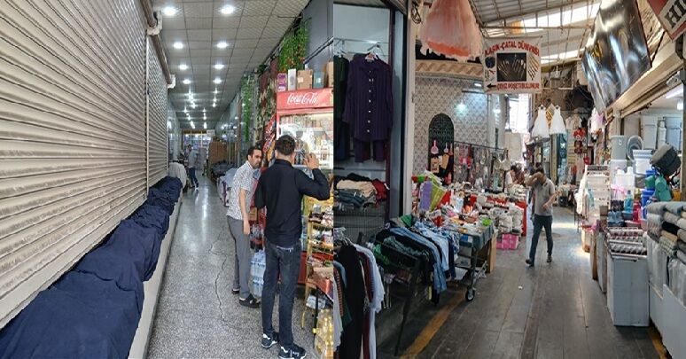 Sur'da Siftah Yok; Giyim Esnafı  Çaresiz