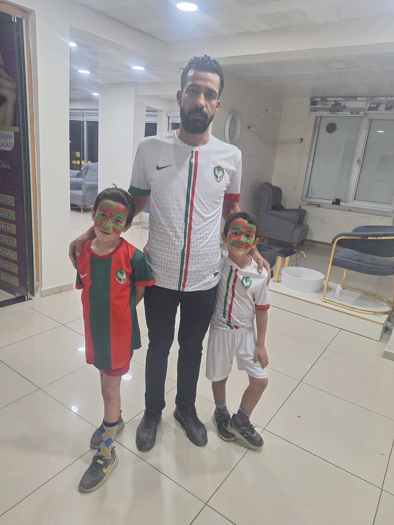 Amedspor Kocaeli Taratfra (1)-1