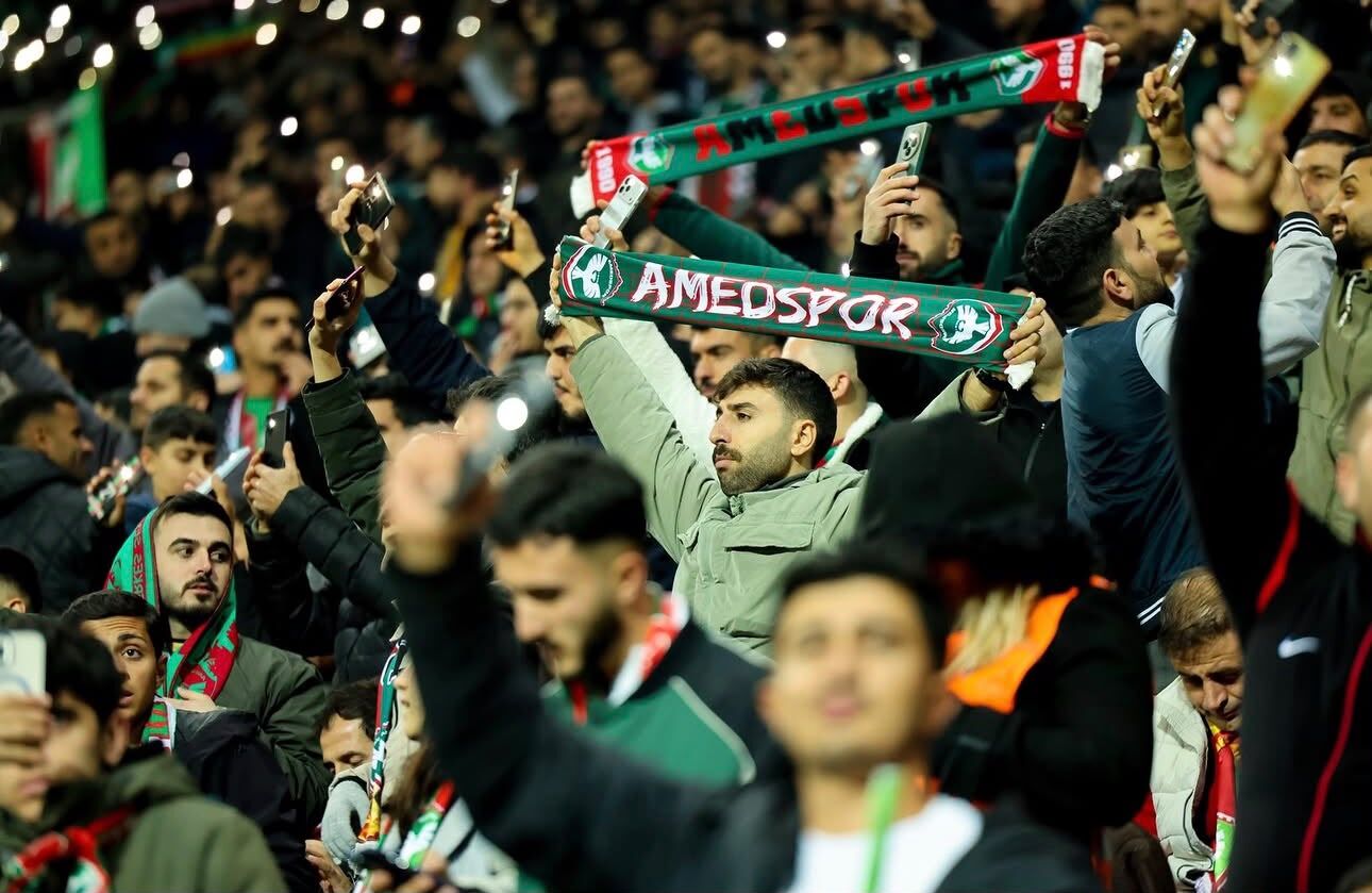 Amedspor Taraftarlar (2)