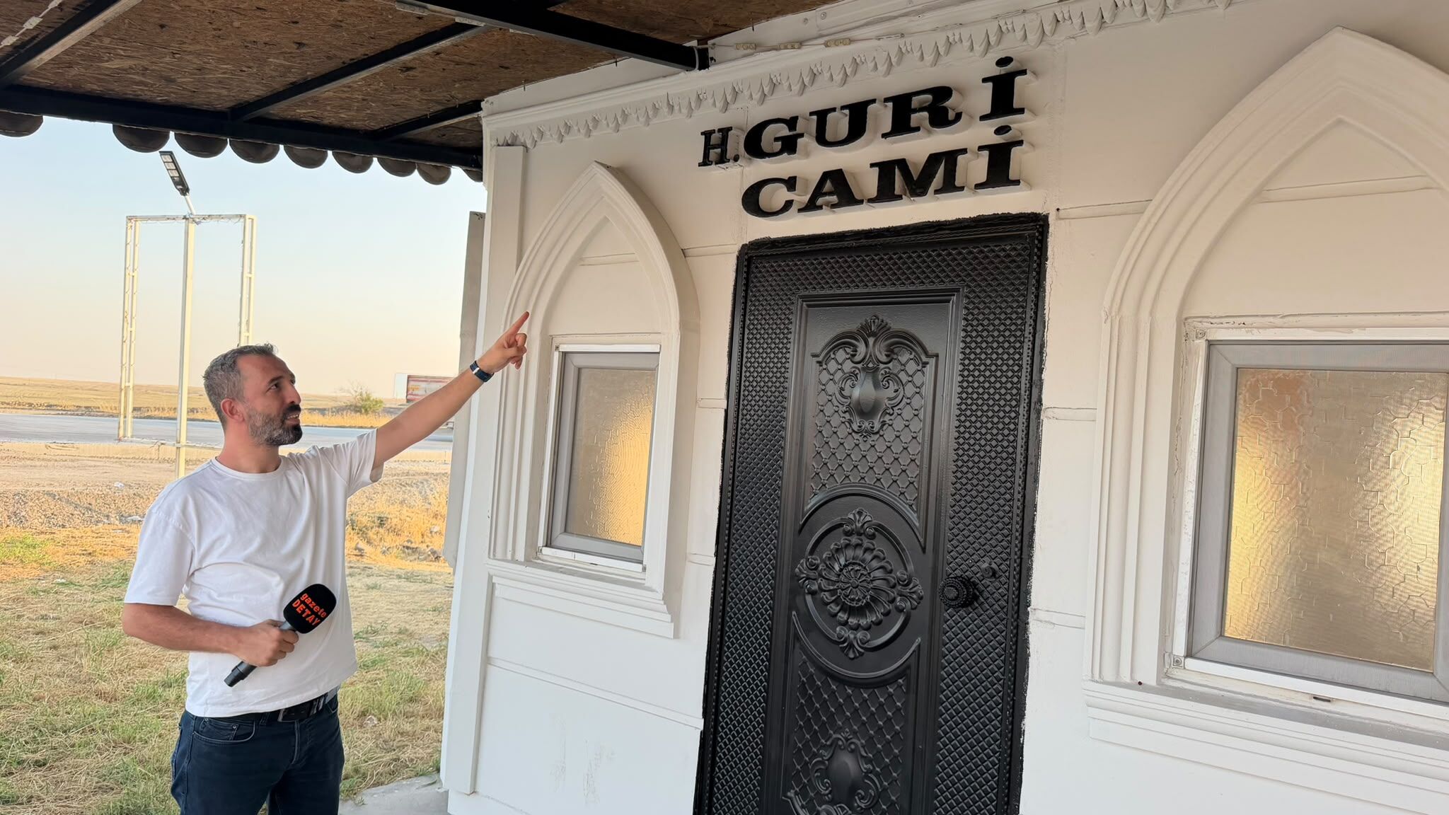 Haci Guri Camii (2)