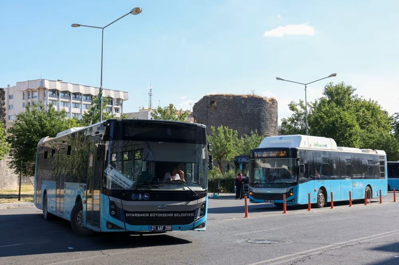 Diyarbakır’da B4 ve E6 Hatlarında Ulaşım Düzenlemesi
