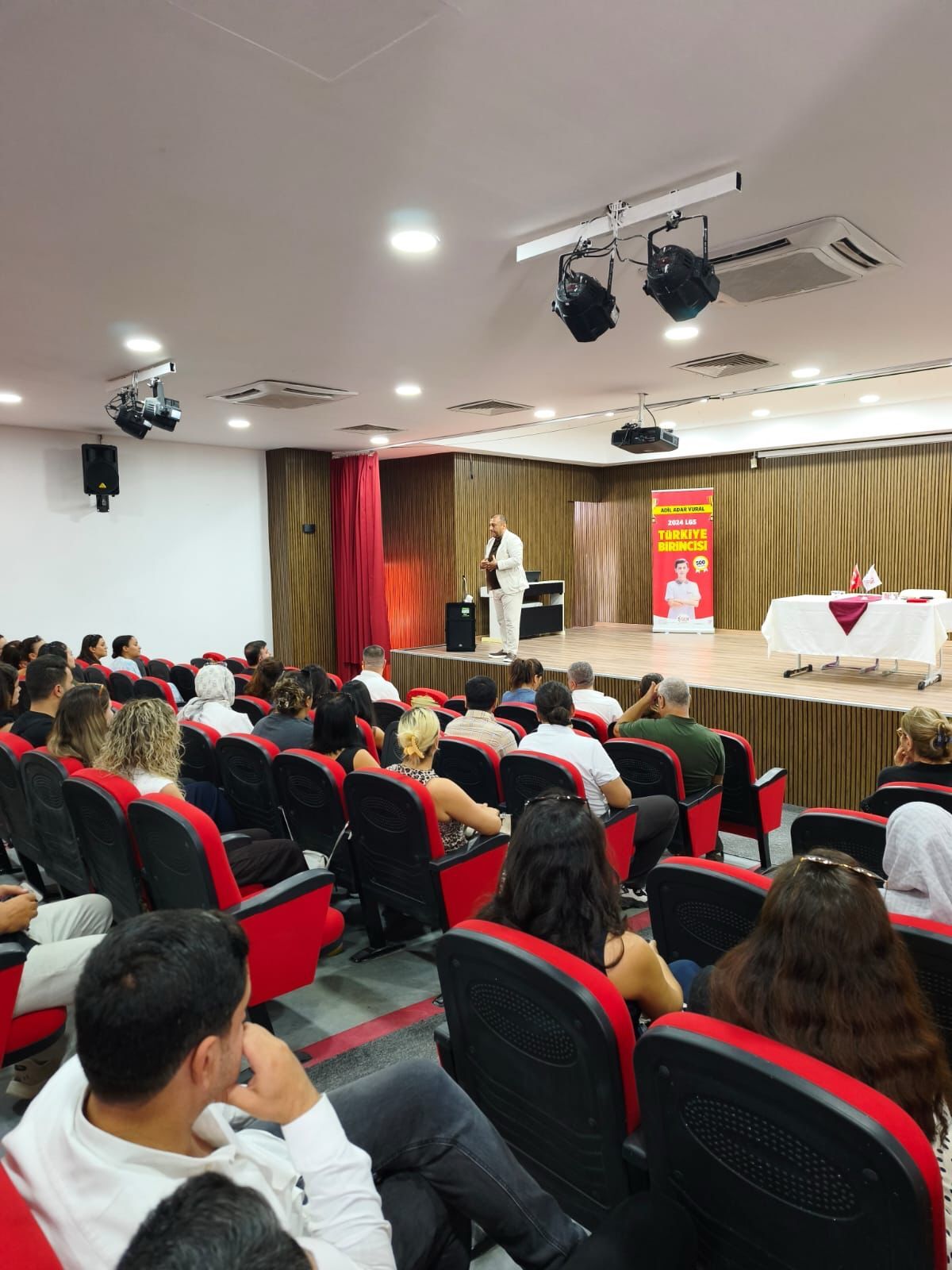 Dicle Egitim Ogretmenler (1)