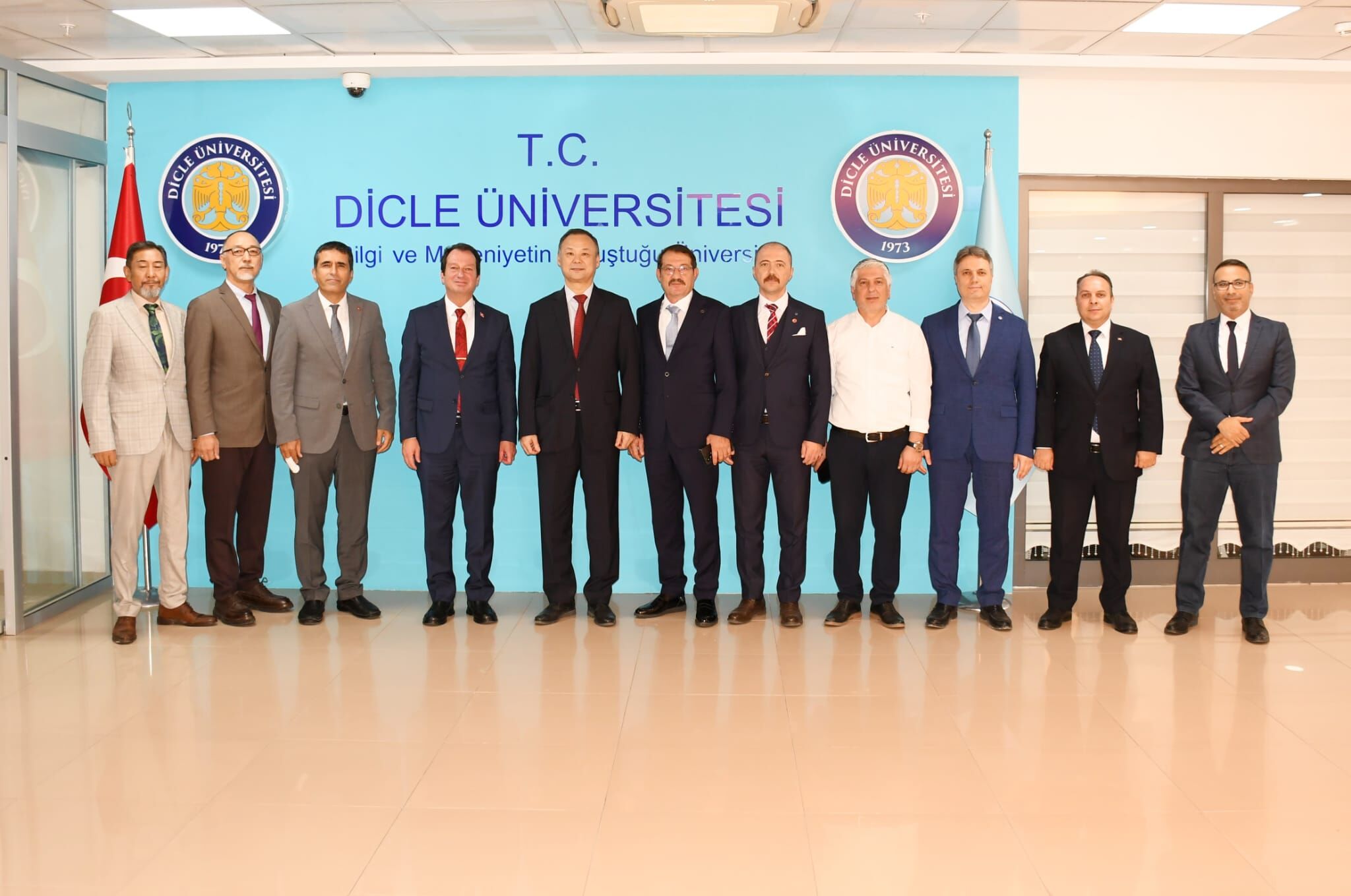 Kırgızistan Büyükelçisi Kazakbaev, Dicle Üniversitesi’nde