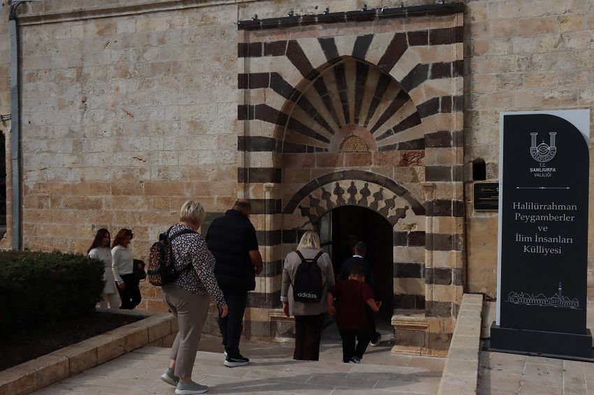 İnanç ve Bilim Dijital Dünyayla Buluştu